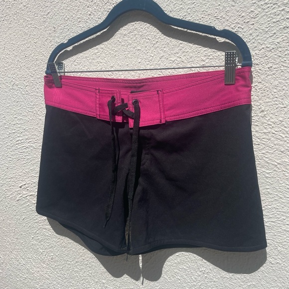 Taca Threads Hawaii Boardshorts - Picture 3 of 9